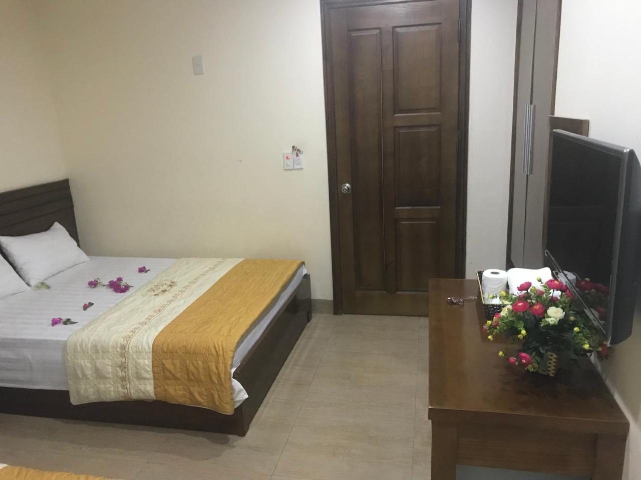 Ha Vy Hotel Cat Ba Island Esterno foto