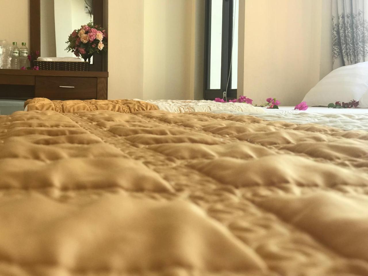 Ha Vy Hotel Cat Ba Island Esterno foto